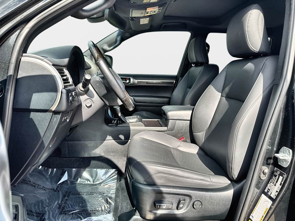 Thumbnail: 2023 Lexus GX - 11