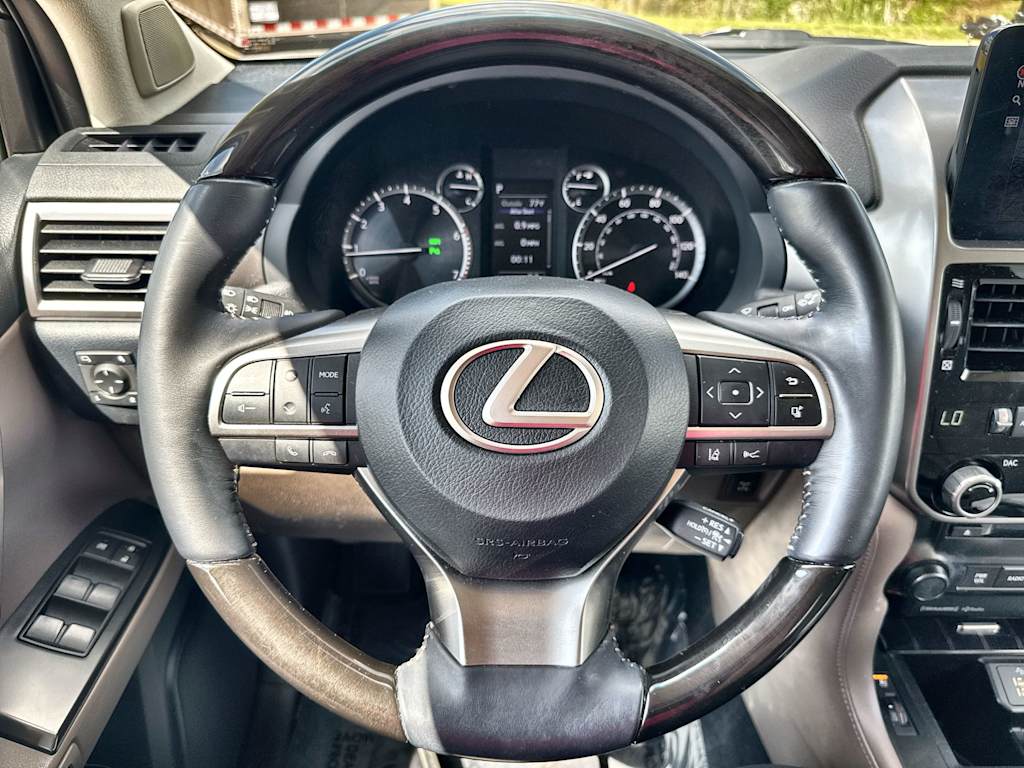 Thumbnail: 2023 Lexus GX - 10