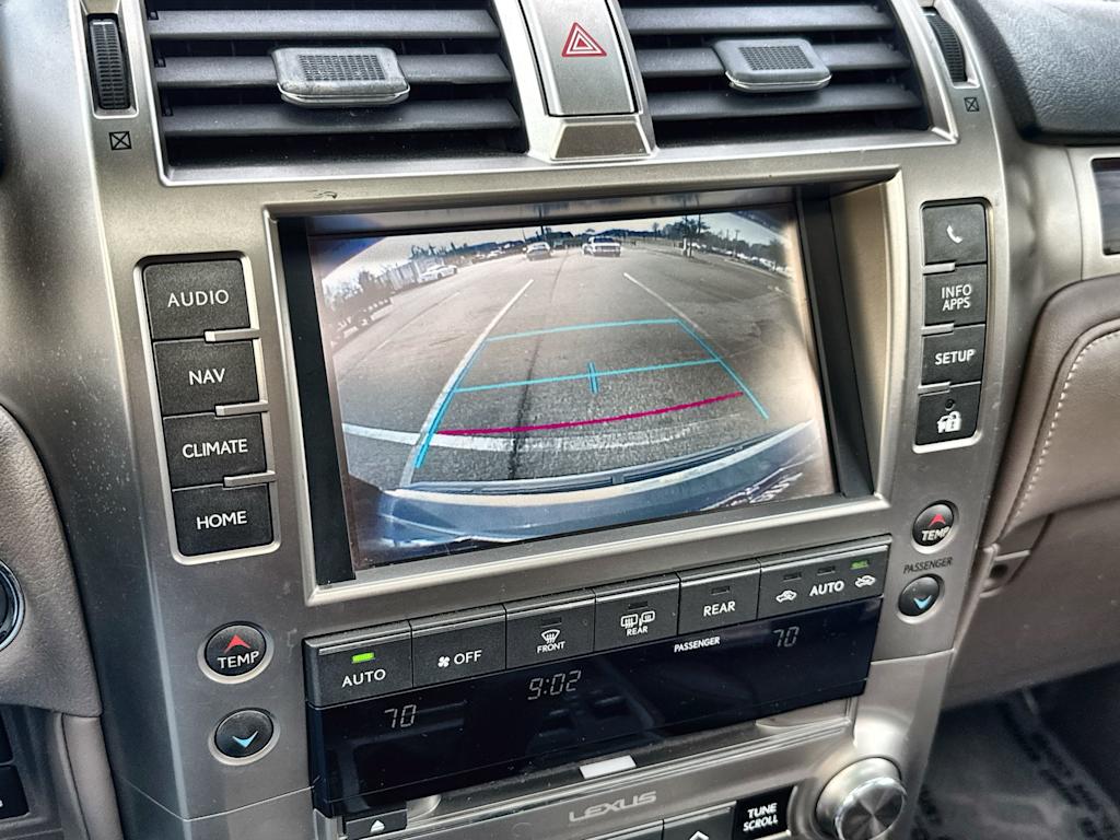 Thumbnail: 2017 Lexus GX - 14