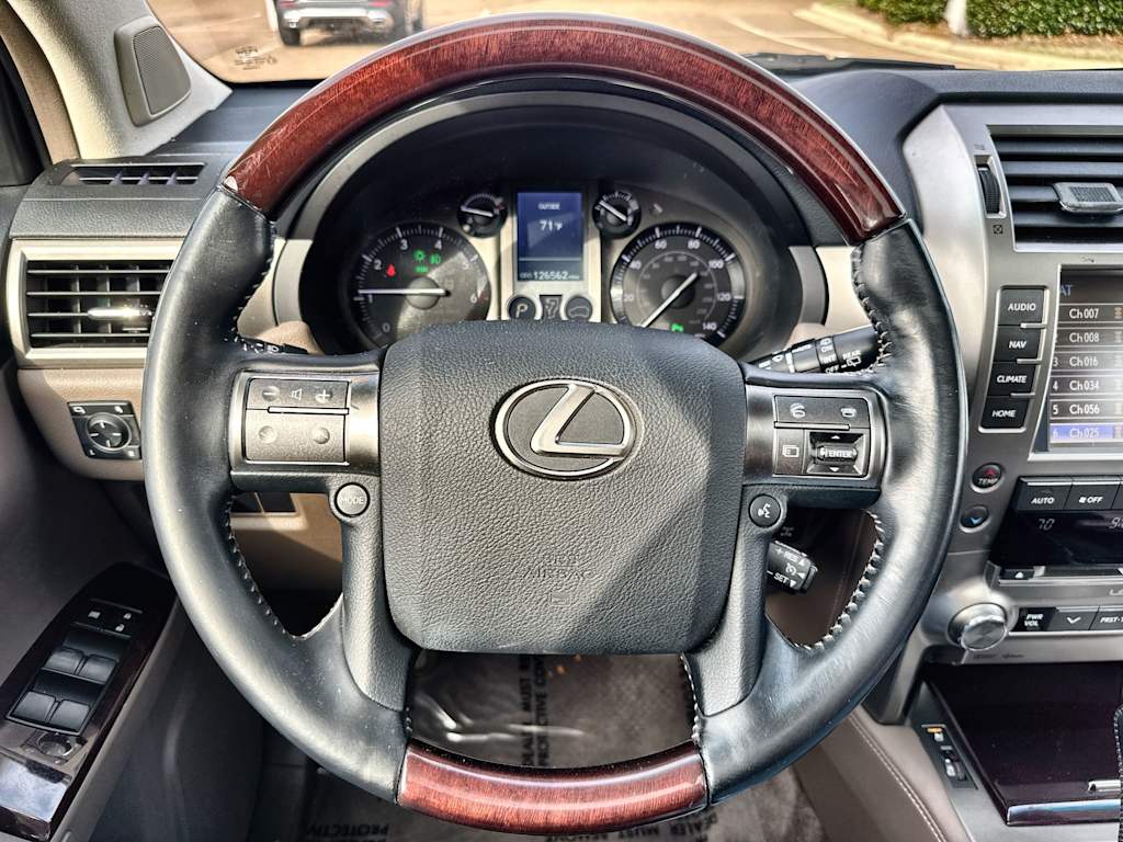 Thumbnail: 2017 Lexus GX - 10