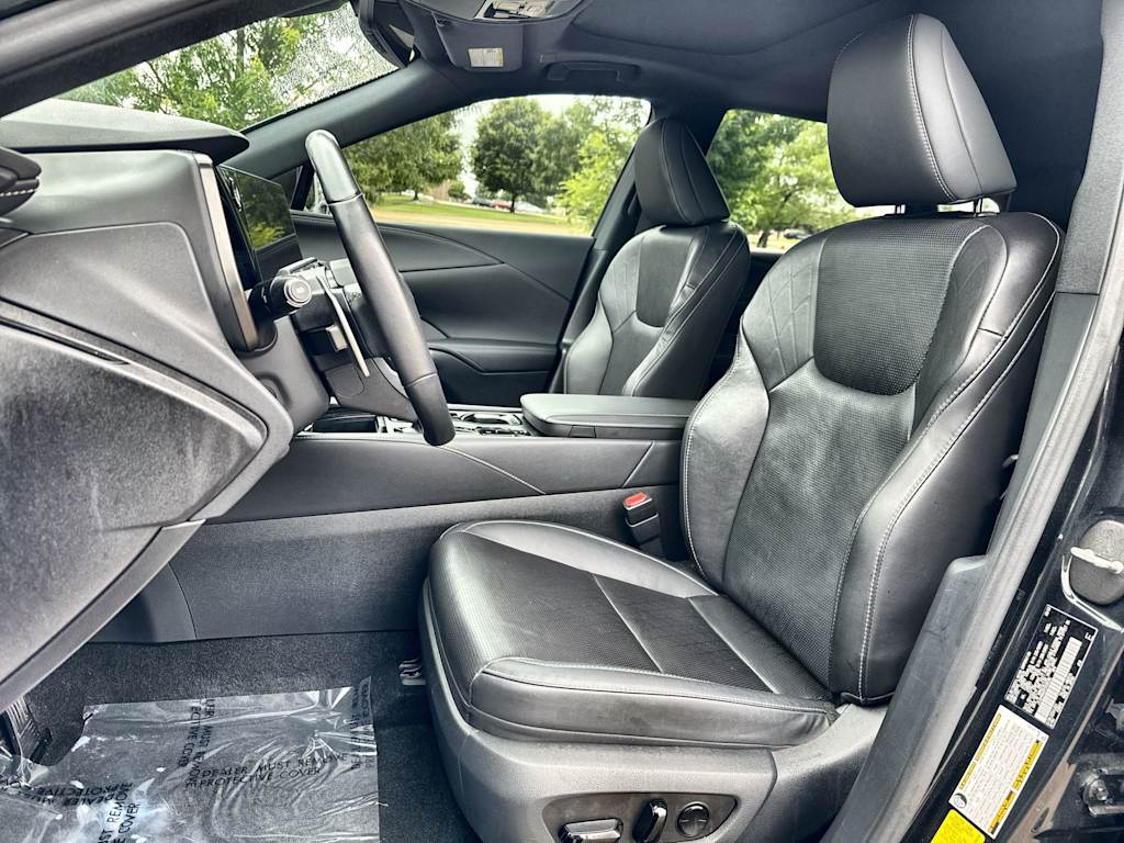 Thumbnail: 2023 Lexus RX - 12