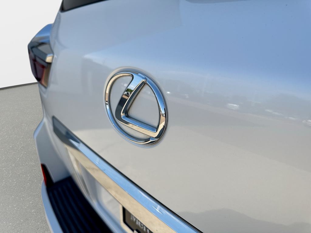 Thumbnail: 2020 Lexus LX - 23