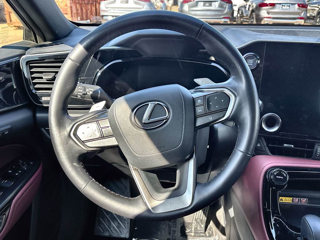 Thumbnail: 2025 Lexus ES - 10