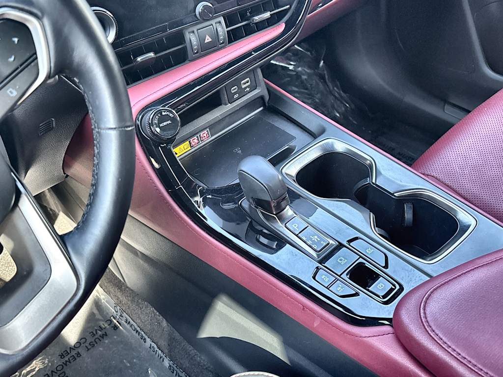 Thumbnail: 2025 Lexus ES - 15