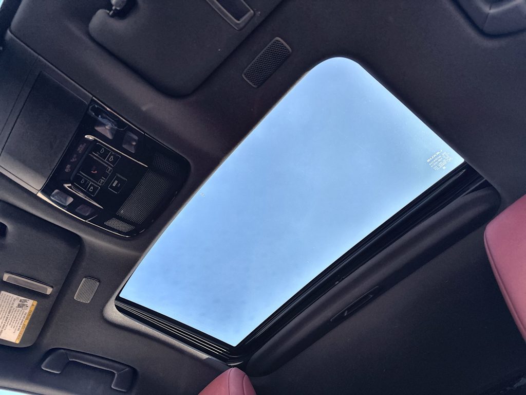 Thumbnail: 2025 Lexus ES - 28