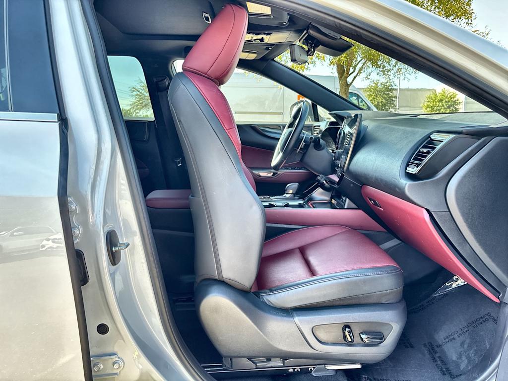 Thumbnail: 2025 Lexus ES - 21