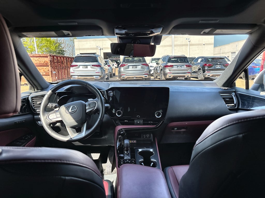 Thumbnail: 2025 Lexus ES - 2