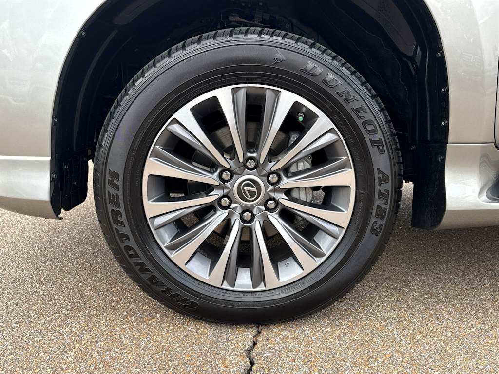 Thumbnail: 2023 Lexus GX - 8