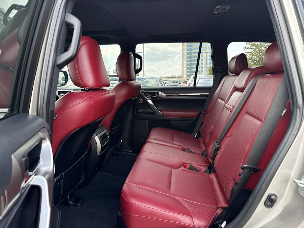 Thumbnail: 2023 Lexus GX - 30