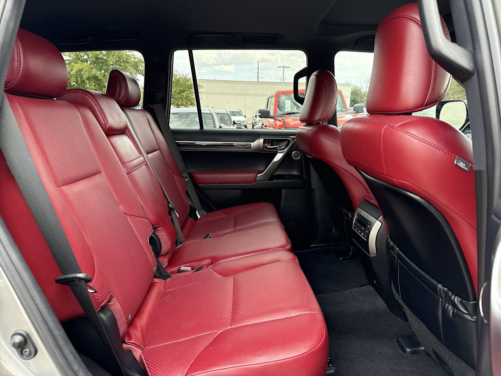 Thumbnail: 2023 Lexus GX - 31