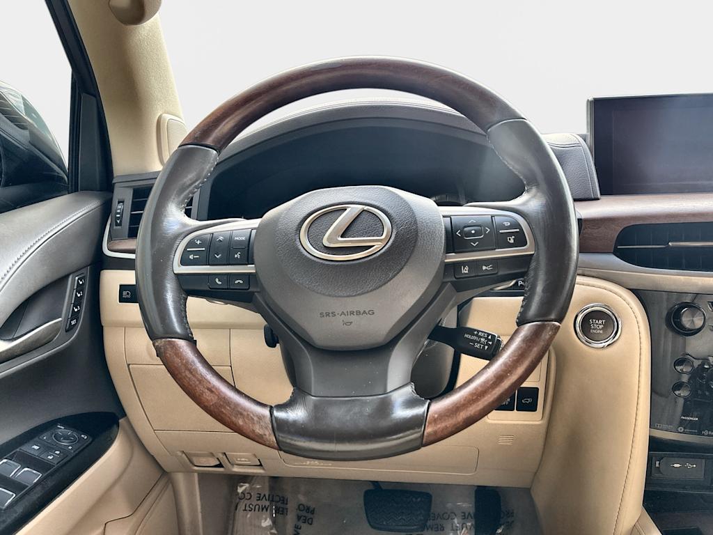 Thumbnail: 2016 Lexus LX - 10