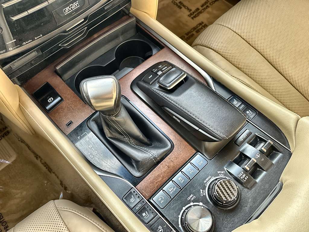Thumbnail: 2016 Lexus LX - 15