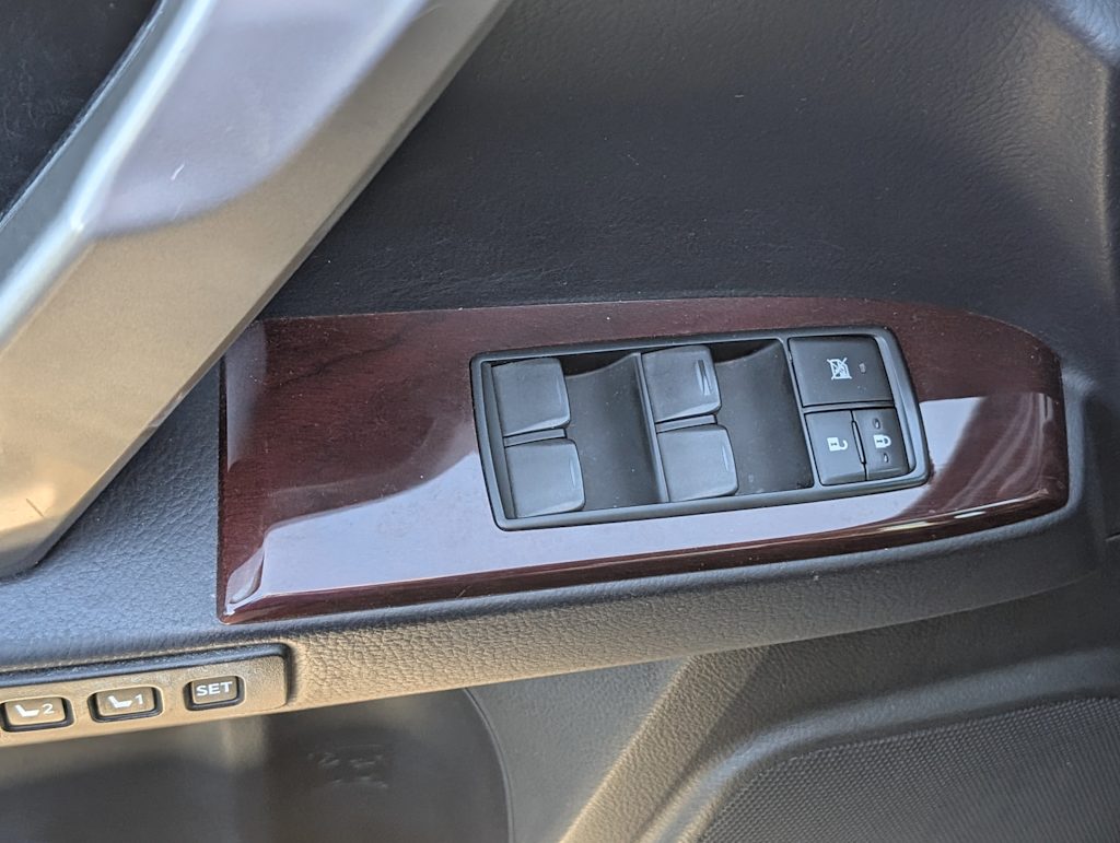 Thumbnail: 2017 Lexus GX - 13