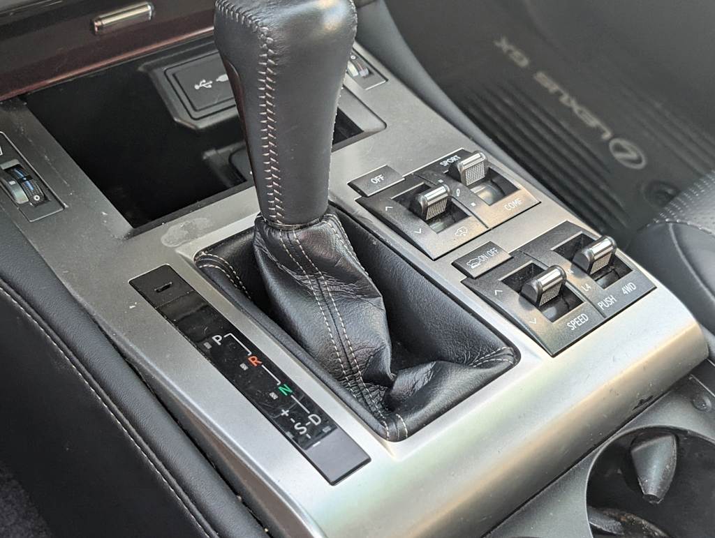 Thumbnail: 2017 Lexus GX - 8