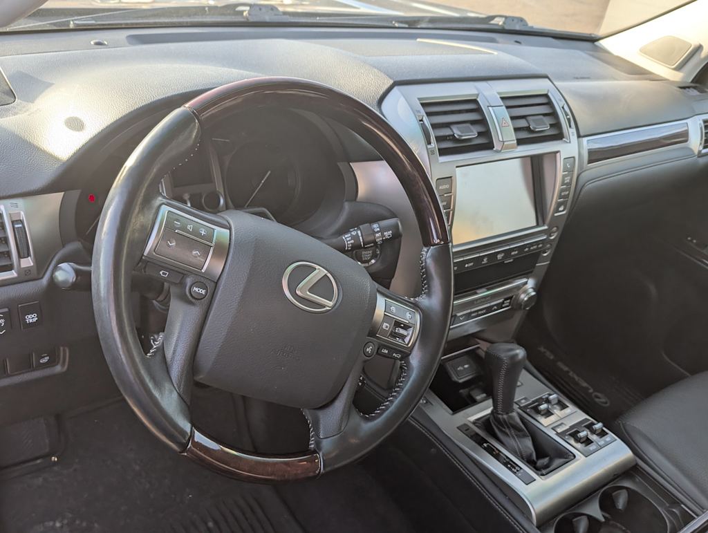 Thumbnail: 2017 Lexus GX - 2