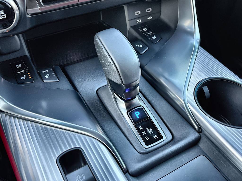 Thumbnail: 2025 Lexus ES - 26