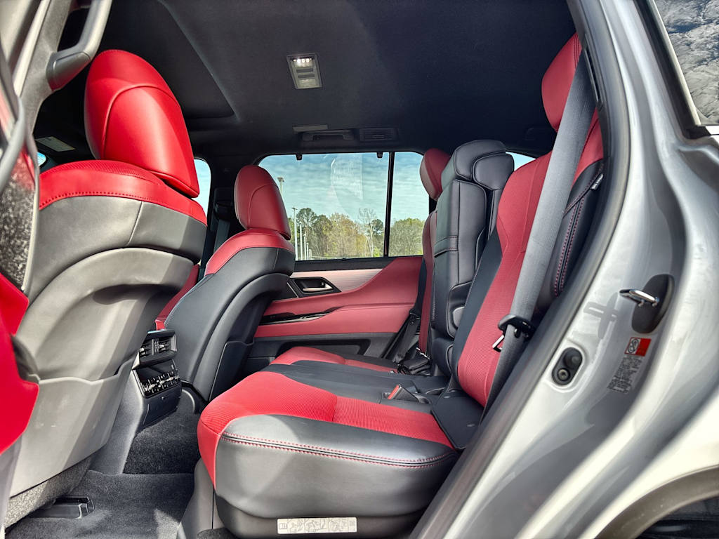 Thumbnail: 2025 Lexus ES - 13