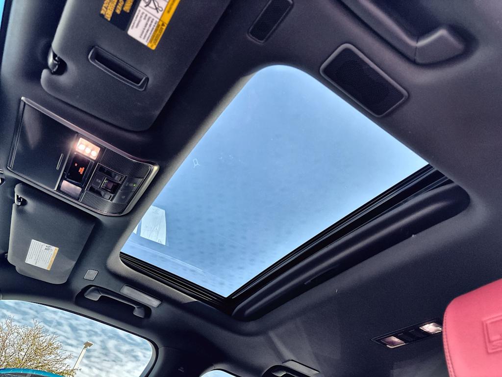 Thumbnail: 2025 Lexus ES - 28