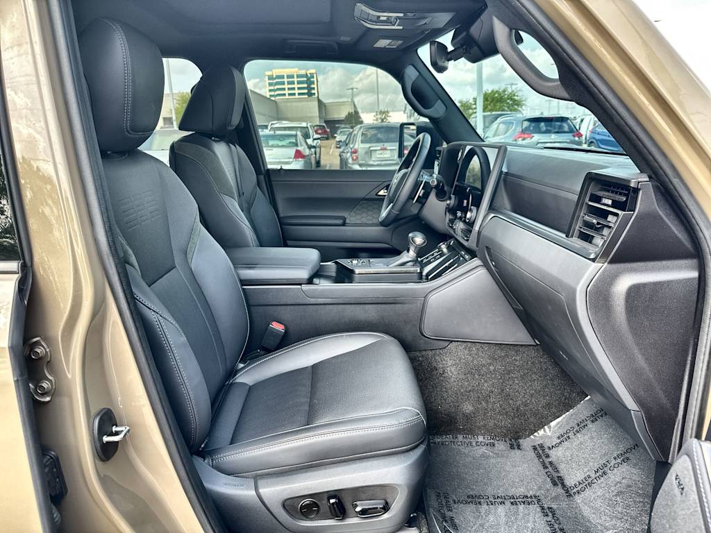 Thumbnail: 2025 Lexus ES - 20