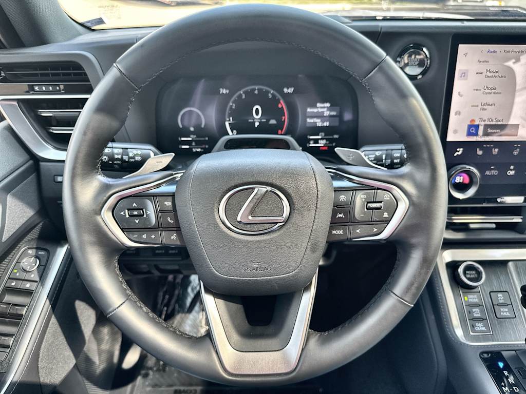 Thumbnail: 2025 Lexus ES - 10