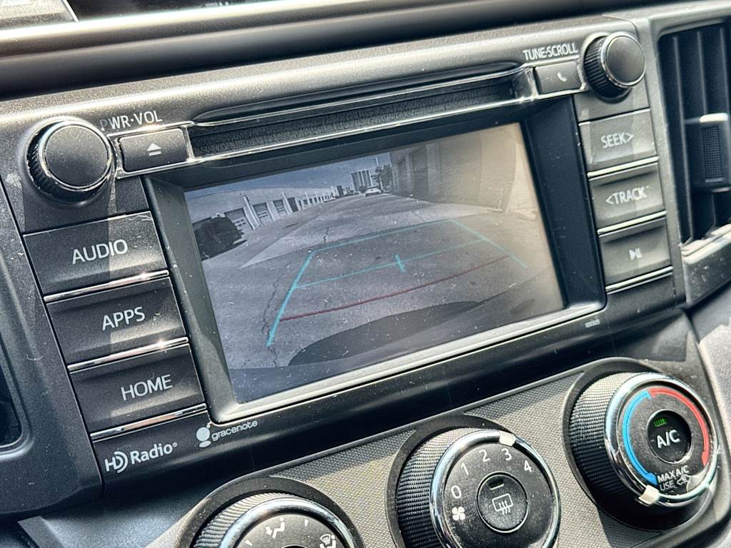 Thumbnail: 2015 Toyota RAV4 - 14