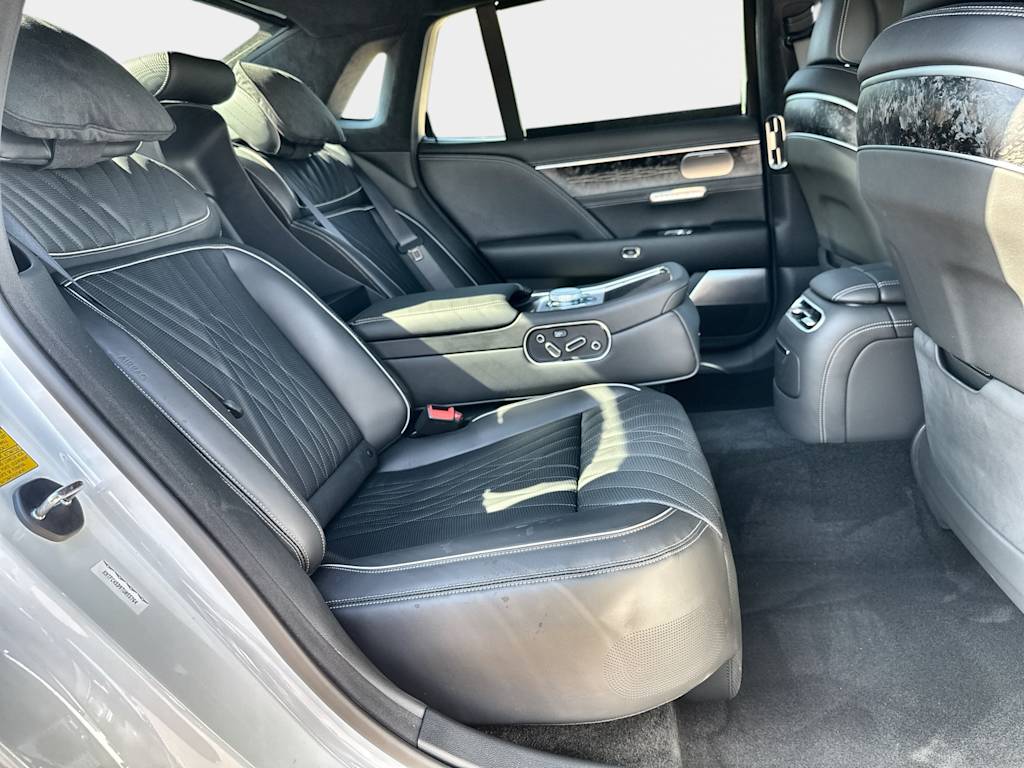 Thumbnail: 2026 Genesis G90 - 25