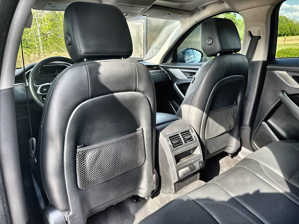 Thumbnail: 2021 Jaguar F-Pace - 24