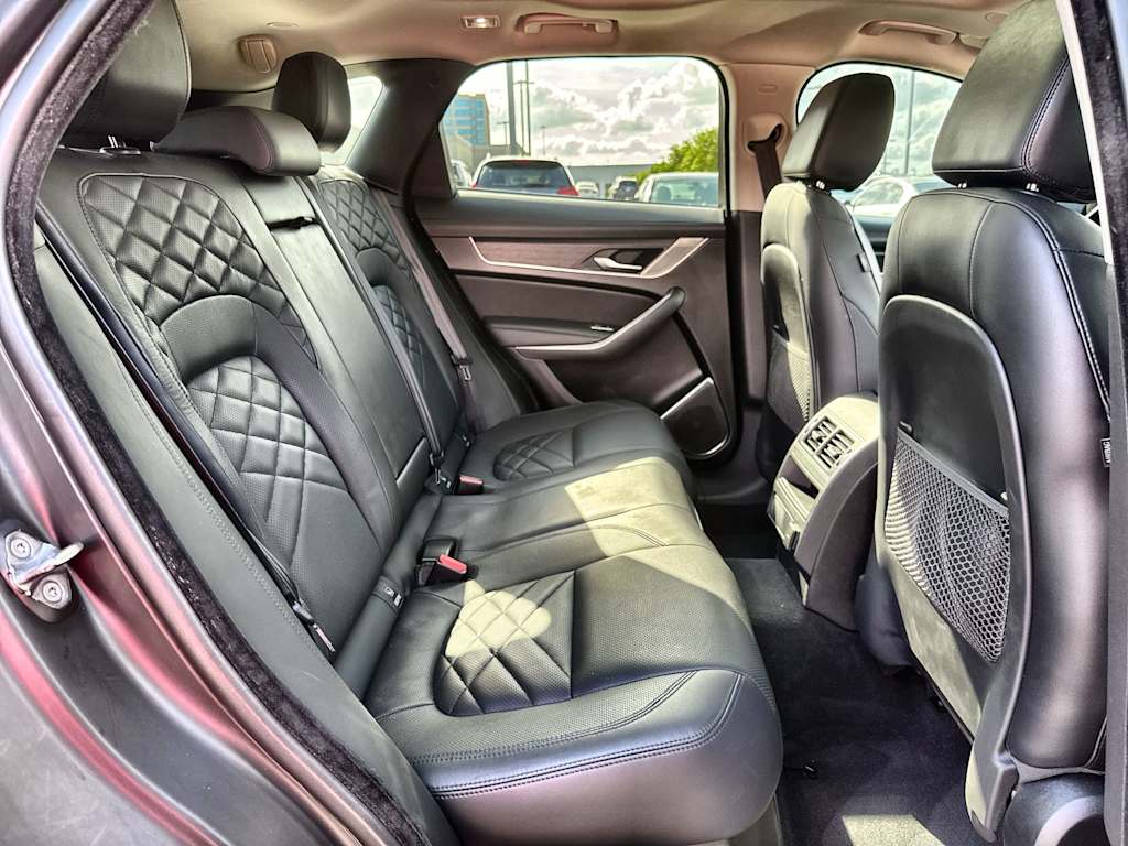 Thumbnail: 2021 Jaguar F-Pace - 25