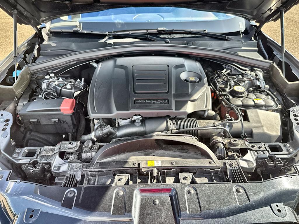 Thumbnail: 2021 Jaguar F-Pace - 9