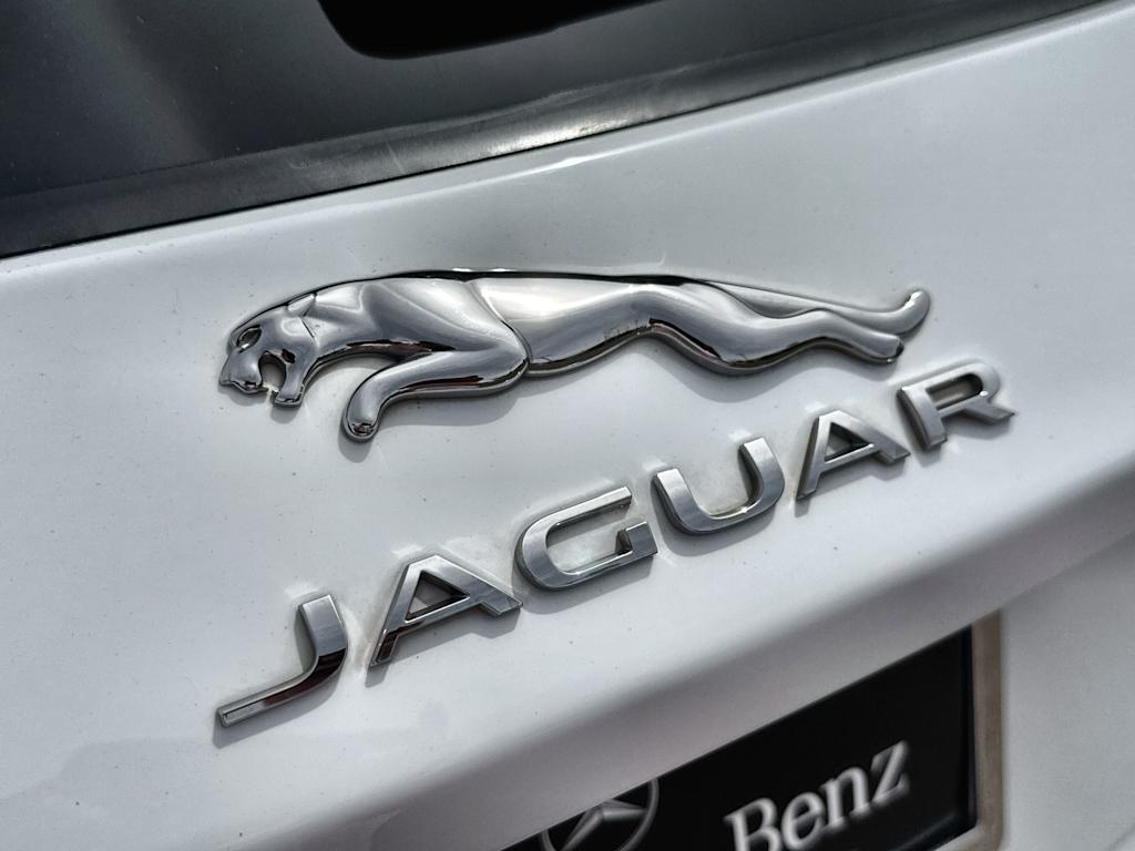 Thumbnail: 2021 Jaguar E-Pace - 22