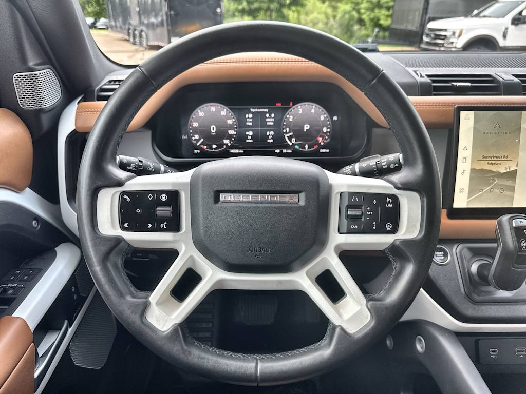 Thumbnail: 2024 Land Rover Defender - 8