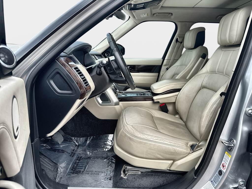 Thumbnail: 2020 Land Rover Range Rover - 11