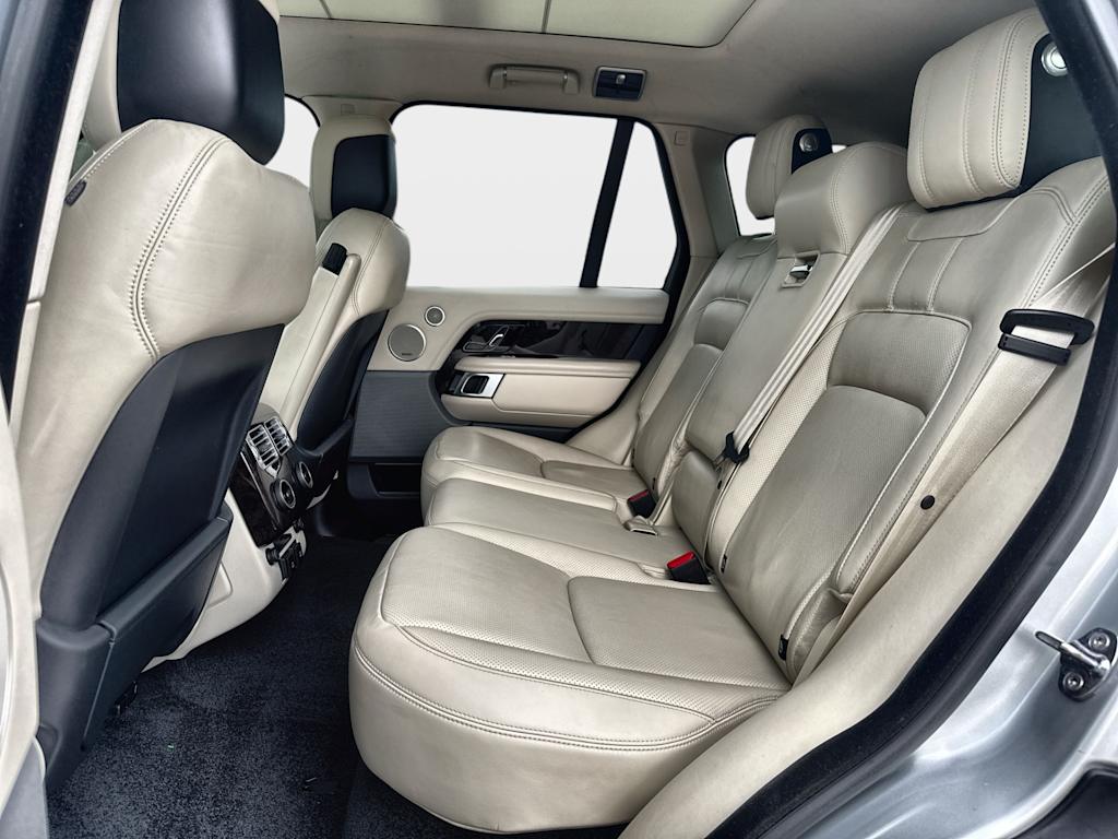 Thumbnail: 2020 Land Rover Range Rover - 13