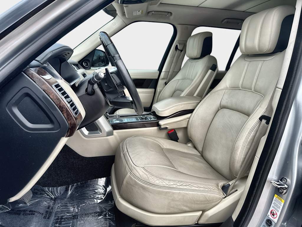 Thumbnail: 2020 Land Rover Range Rover - 12