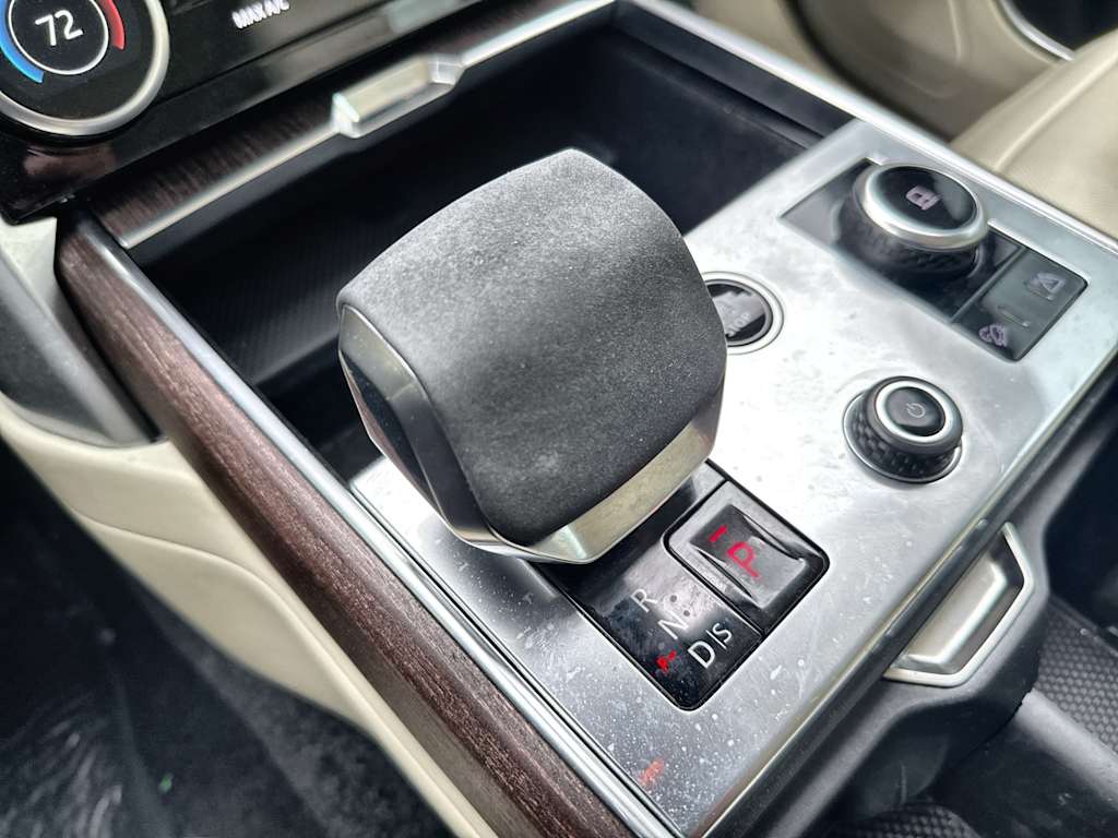 Thumbnail: 2023 Land Rover Range Rover - 14
