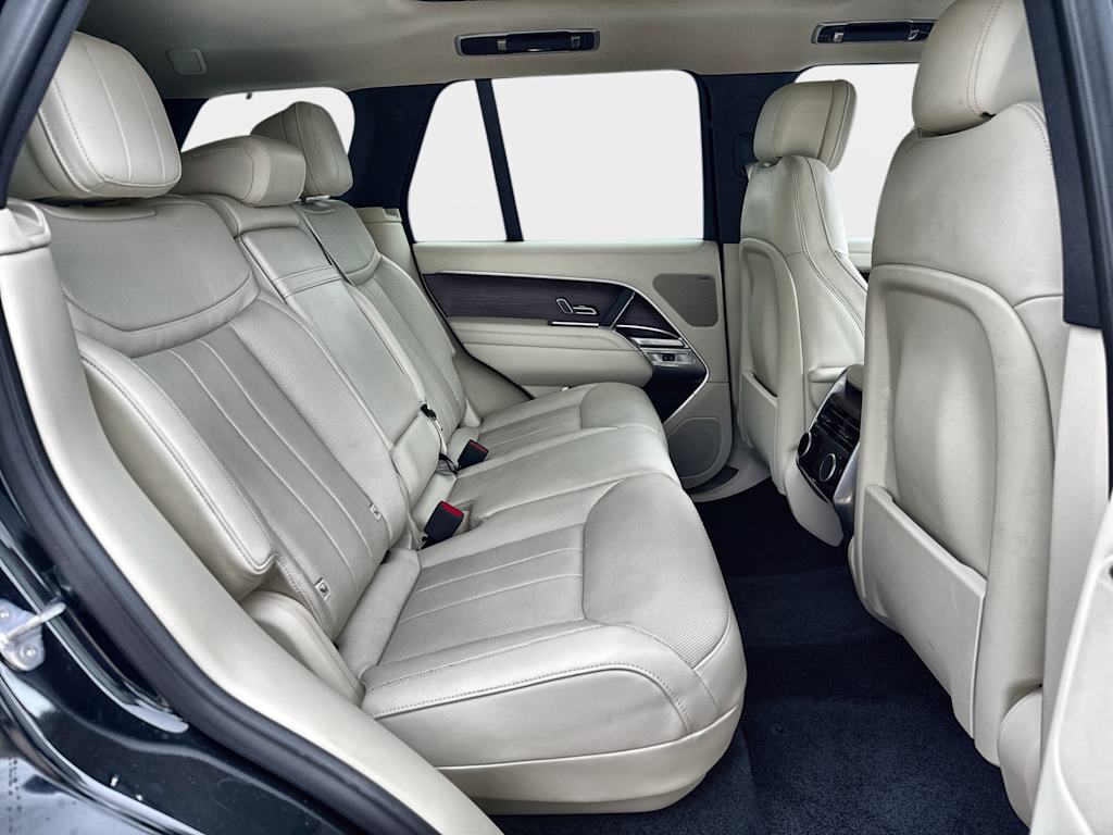 Thumbnail: 2023 Land Rover Range Rover - 25