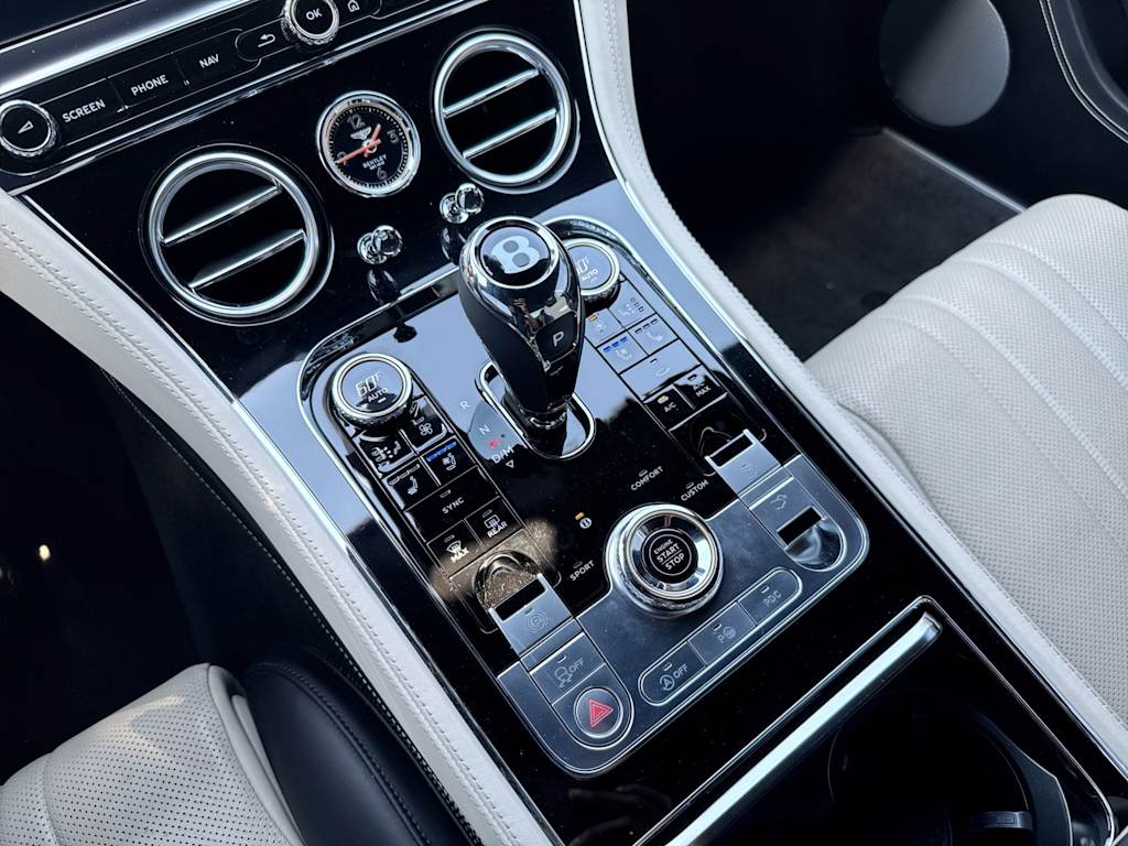 Thumbnail: 2020 Bentley Continental - 15