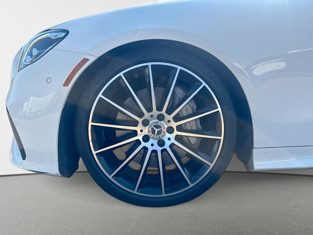 Thumbnail: 2022 Mercedes-Benz E-Class - 7