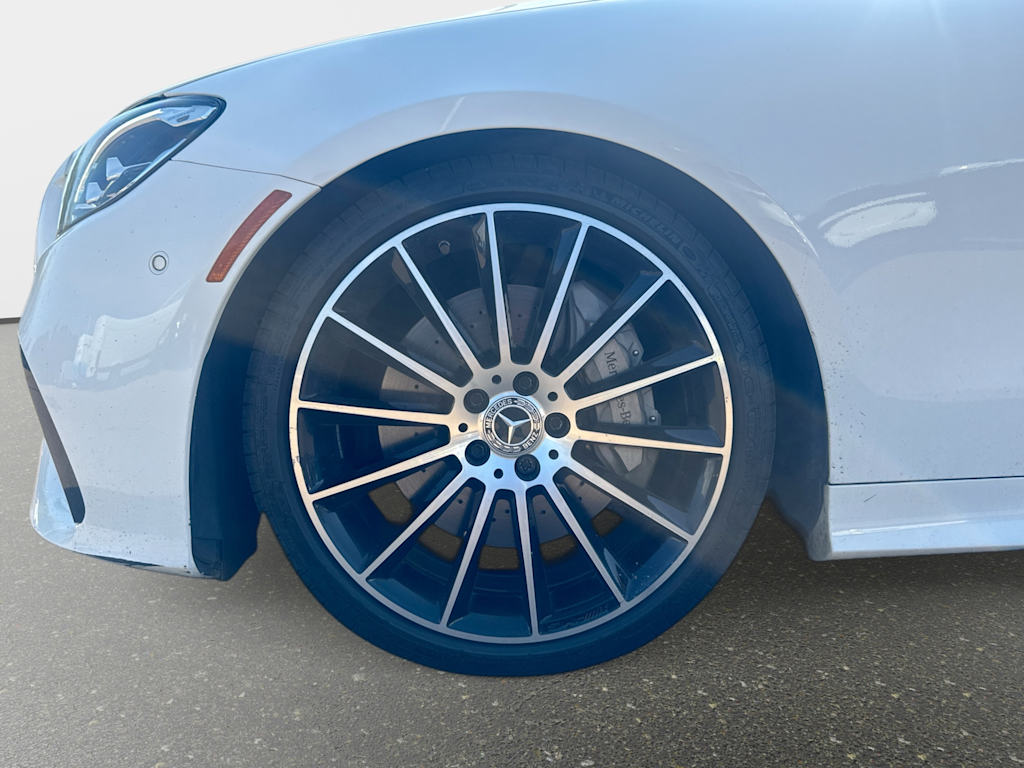 Thumbnail: 2022 Mercedes-Benz E-Class - 8