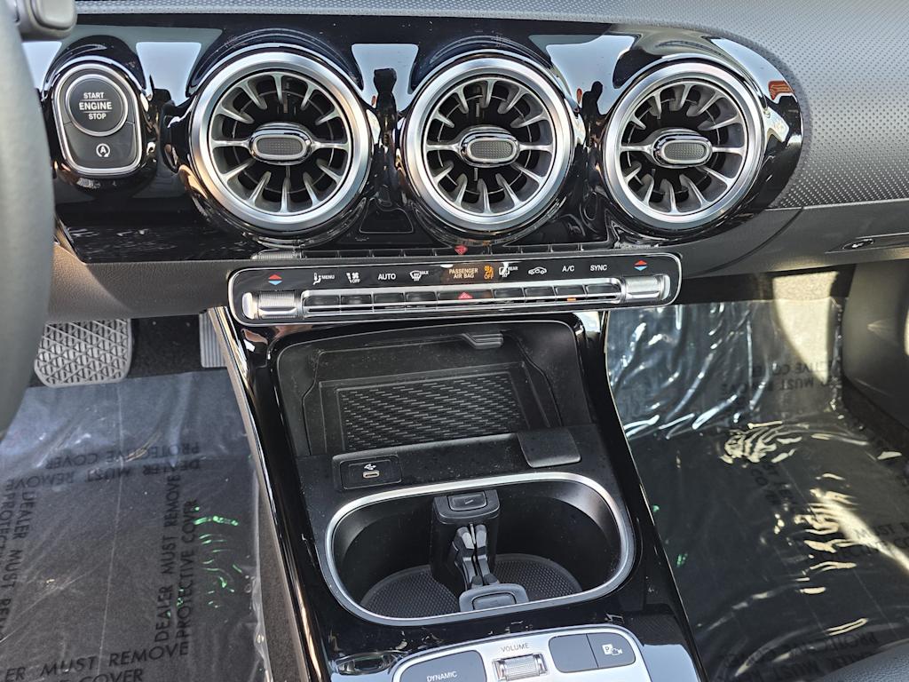 Thumbnail: 2025 Mercedes-Benz CLA - 24