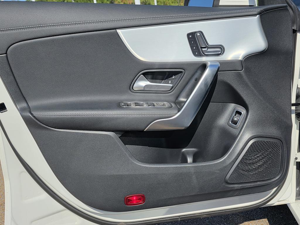 Thumbnail: 2025 Mercedes-Benz CLA - 20