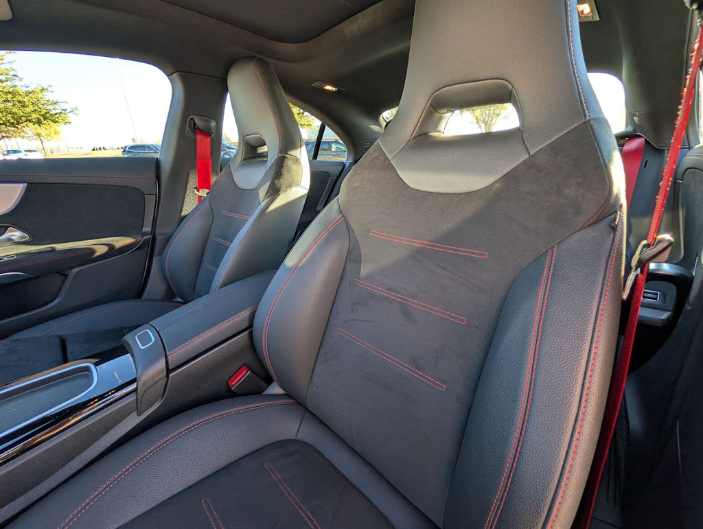 Thumbnail: 2025 Mercedes-Benz CLA - 9