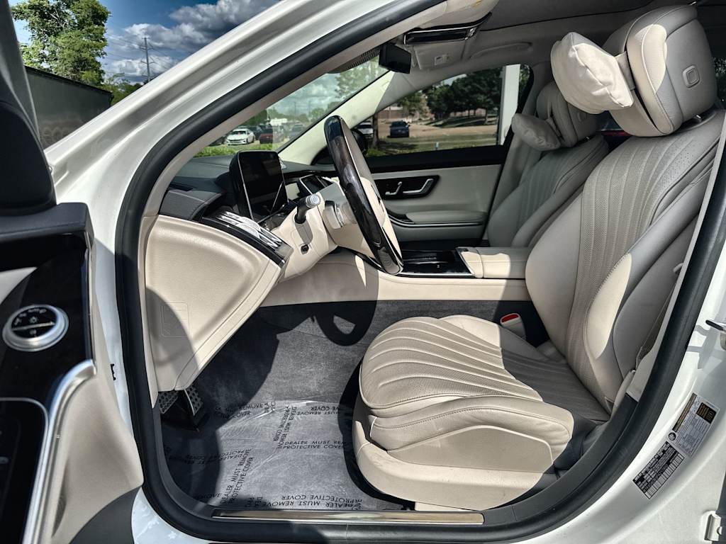 Thumbnail: 2023 Mercedes-Benz S-Class - 11