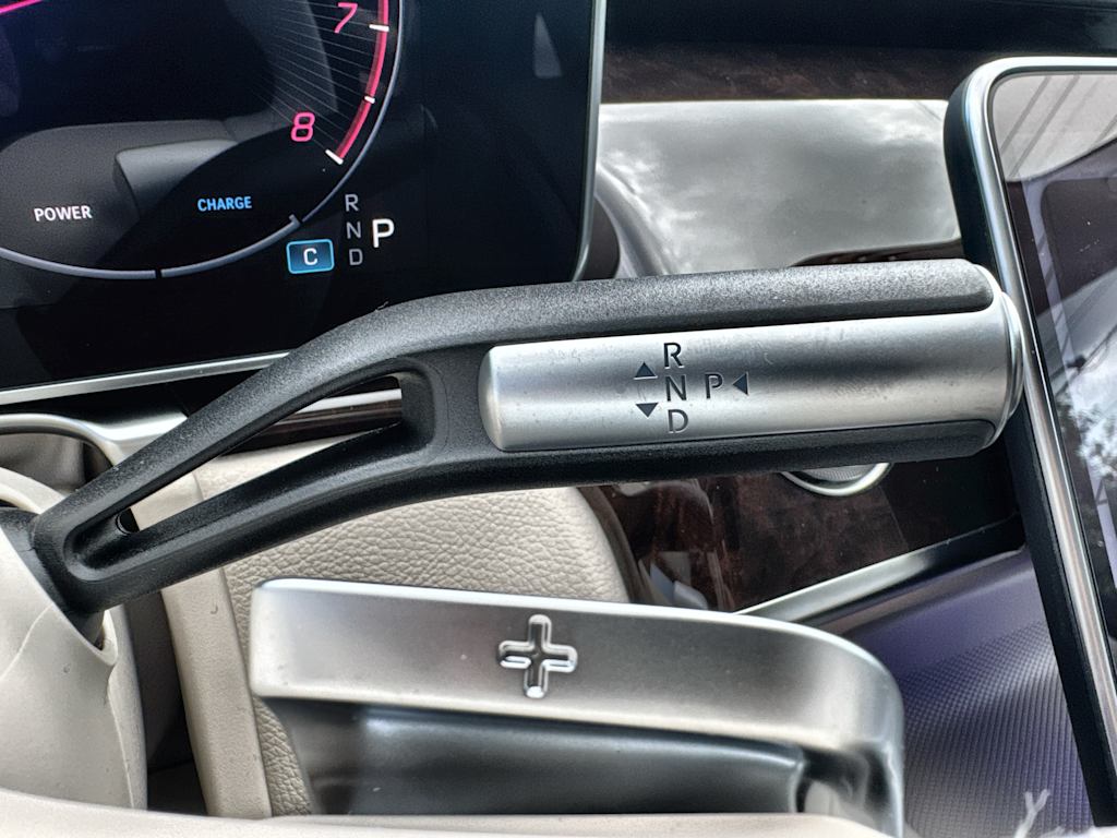 Thumbnail: 2026 Mercedes-Benz S-Class - 26