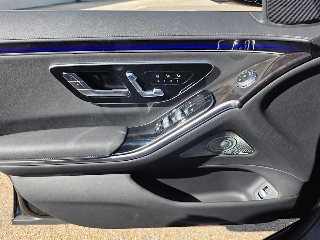 Thumbnail: 2026 Mercedes-Benz S-Class - 27