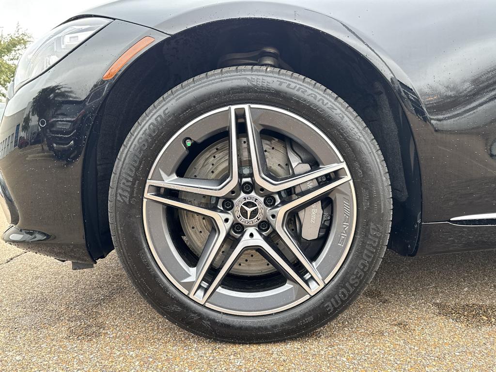 Thumbnail: 2024 Mercedes-Benz S-Class - 6