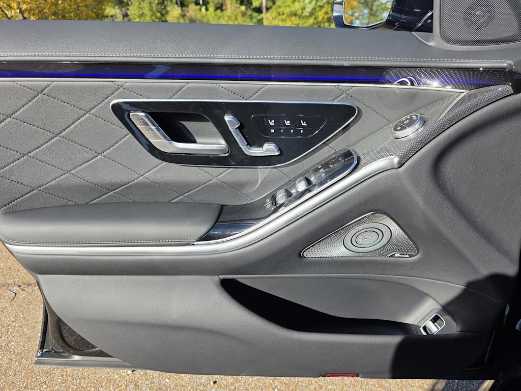 Thumbnail: 2026 Mercedes-Benz S-Class - 22