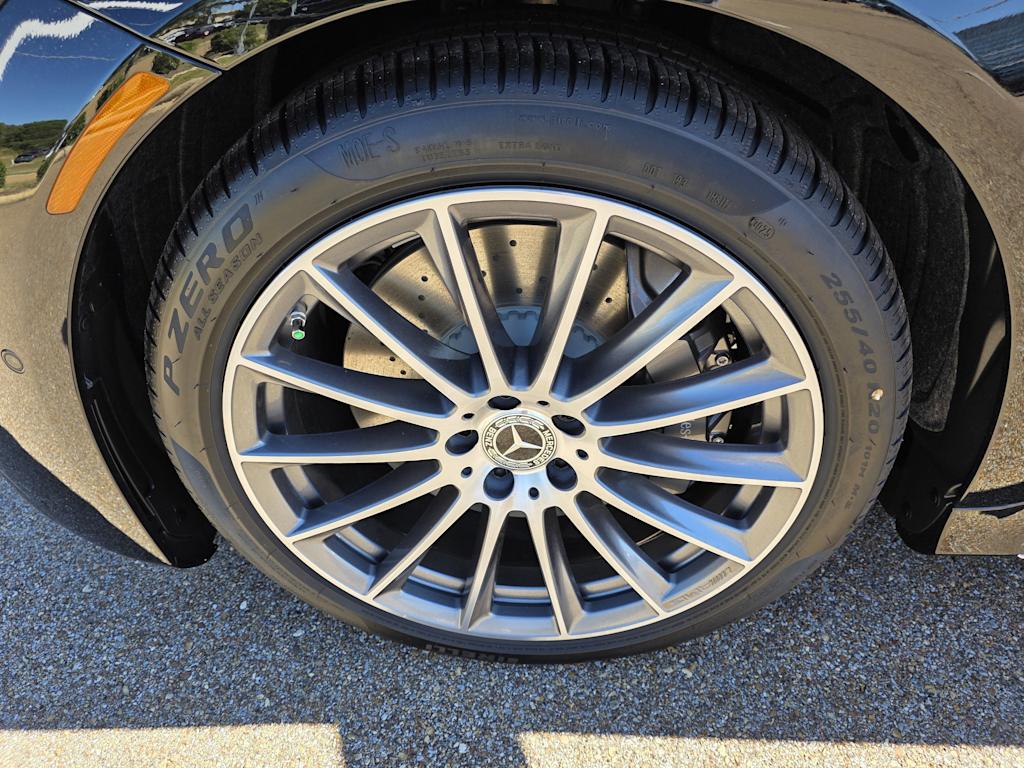 Thumbnail: 2026 Mercedes-Benz S-Class - 7