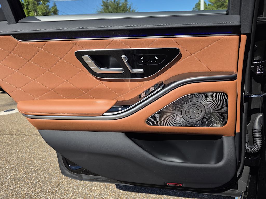 Thumbnail: 2026 Mercedes-Benz S-Class - 24