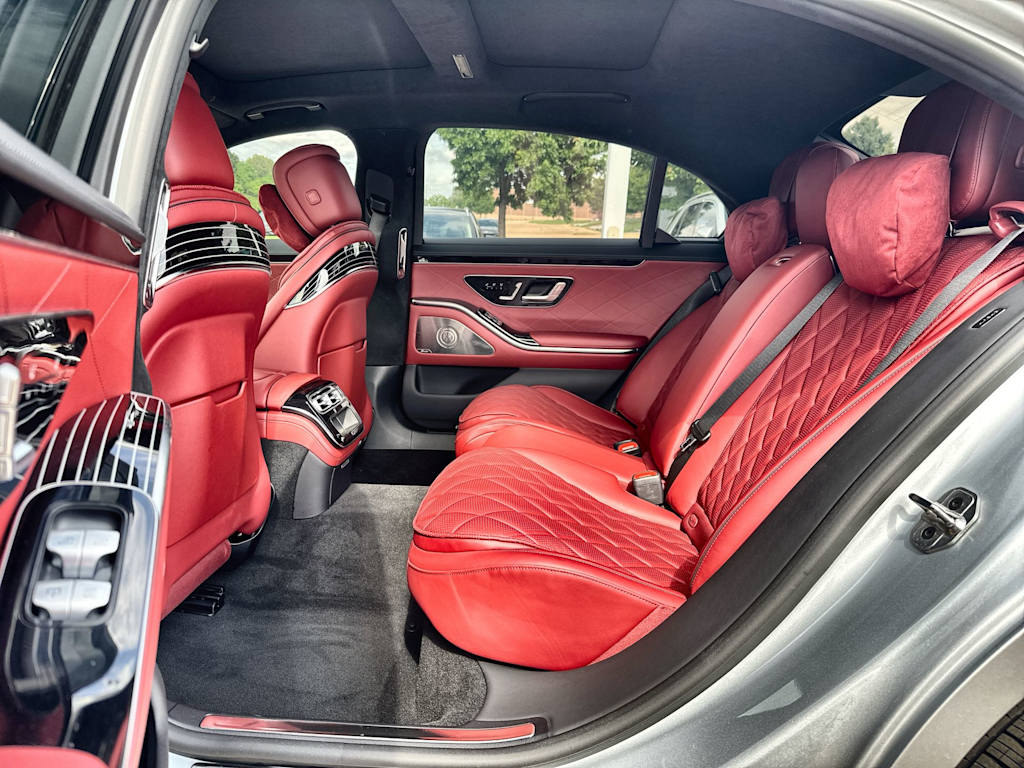 Thumbnail: 2025 Mercedes-Benz S-Class - 13